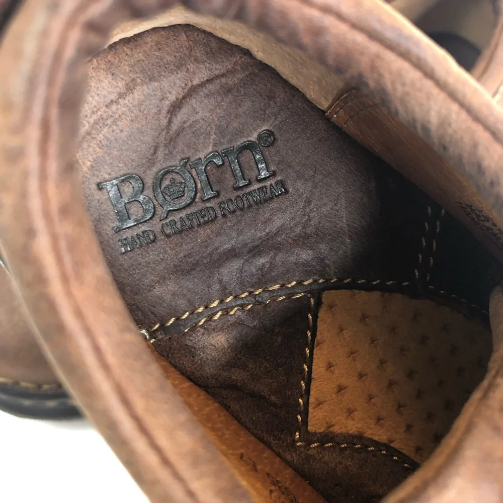 Born brown lace